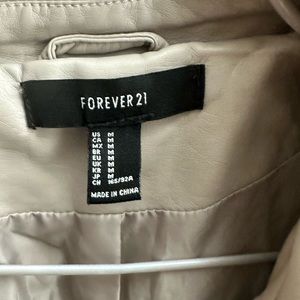 Semi Nuevo  sin daños